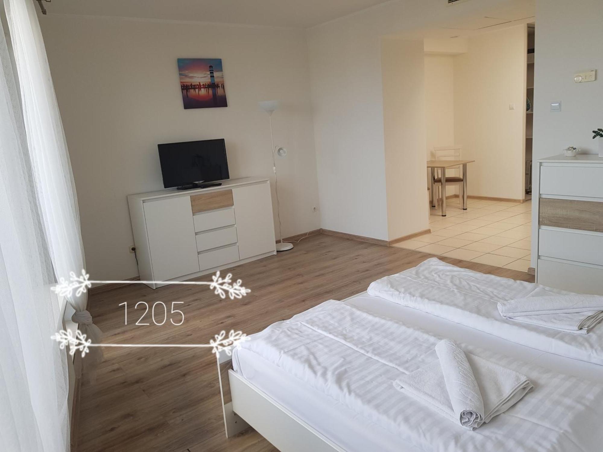Polonia Apartamenty Колобжег Экстерьер фото
